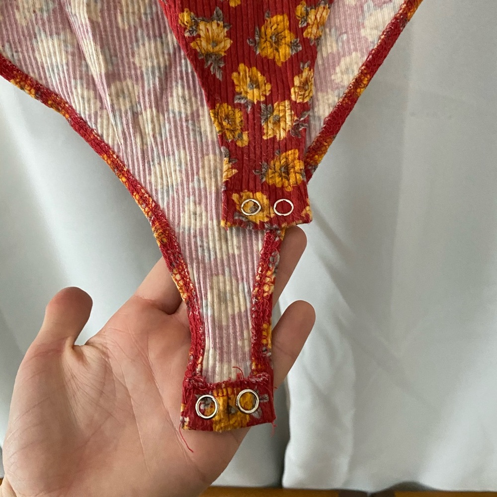 Fall Patterned Bodysuit - Picture 4 of 5